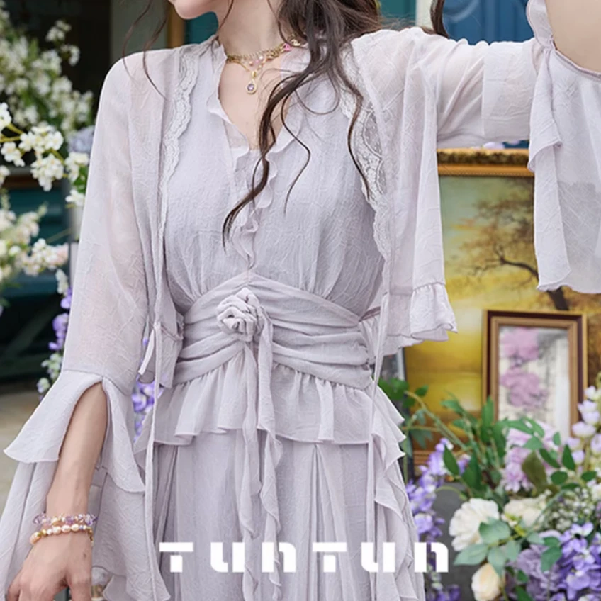 小众设计 【风信紫】抬手飘仙气 荷叶边喇叭袖小衫