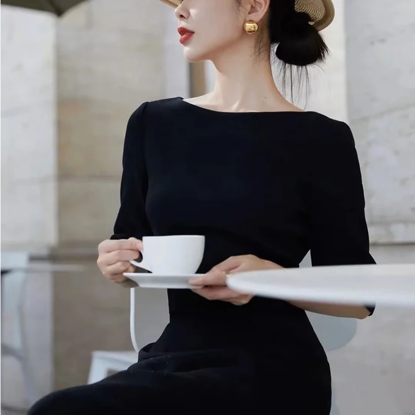 哥弟 羊毛连衣裙女秋冬高级感简约修身显瘦黑色长袖优雅1500284