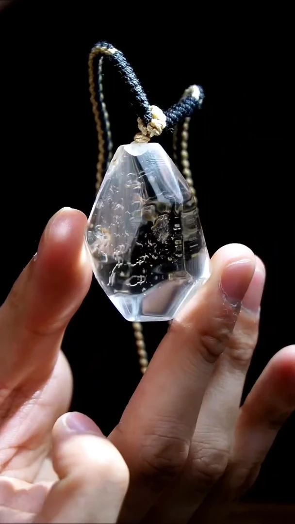 吊坠(赠链)未镶嵌水晶水晶