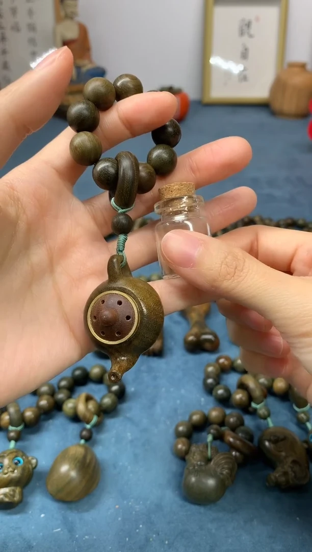 【闪购商品】维腊木（绿檀）把件把把壶香囊 送1瓶香丸