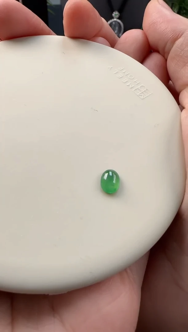 颈饰未镶嵌翡翠天然翡翠