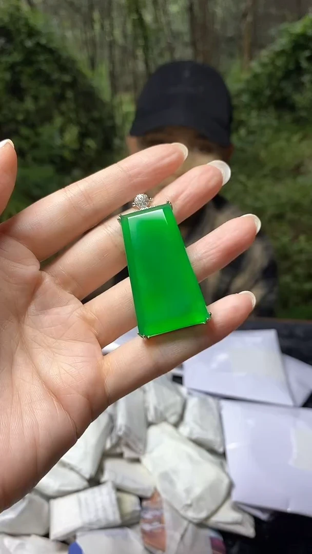 满色吊坠  所见即所得！