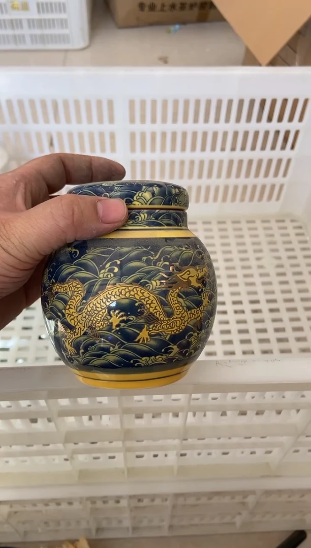 无运费险有瑕疵的摄影的产品有使用过的痕迹有点脏介意勿拍