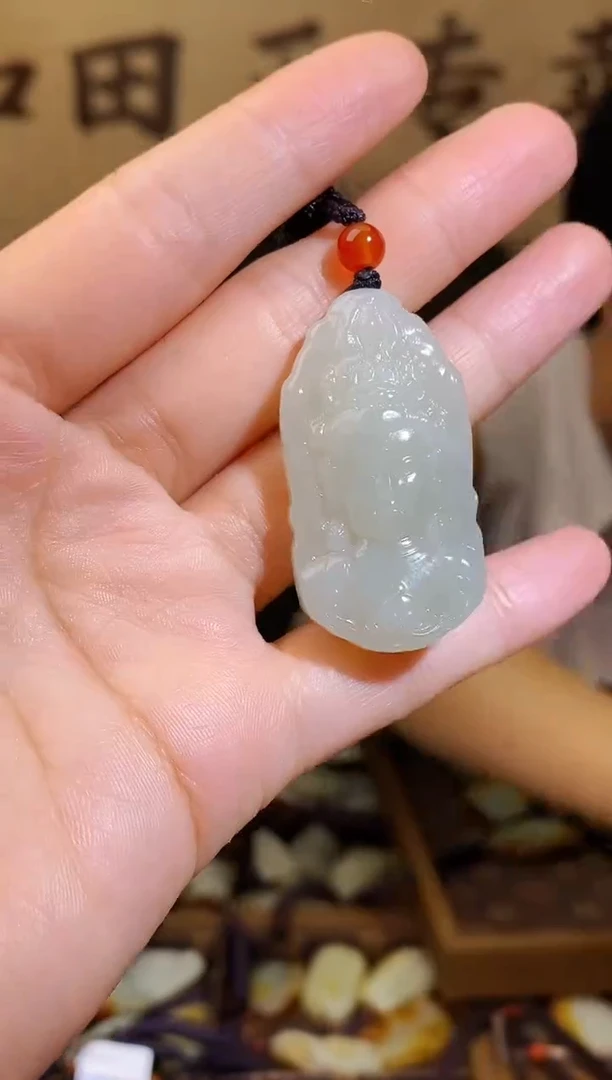 和田玉未镶嵌颈饰1