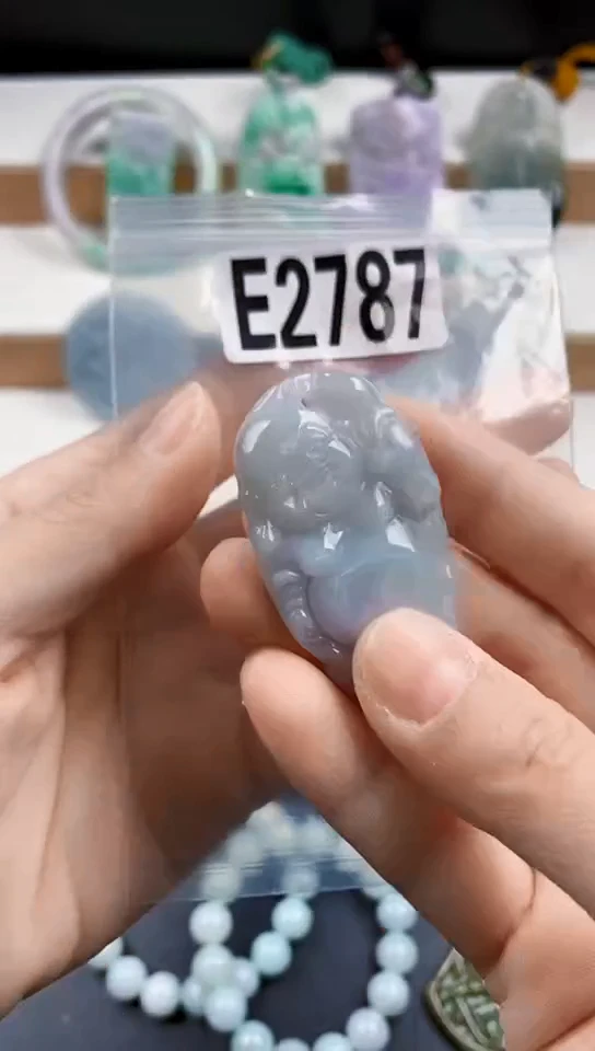 颈饰未镶嵌翡翠天然翡翠吊坠挂件