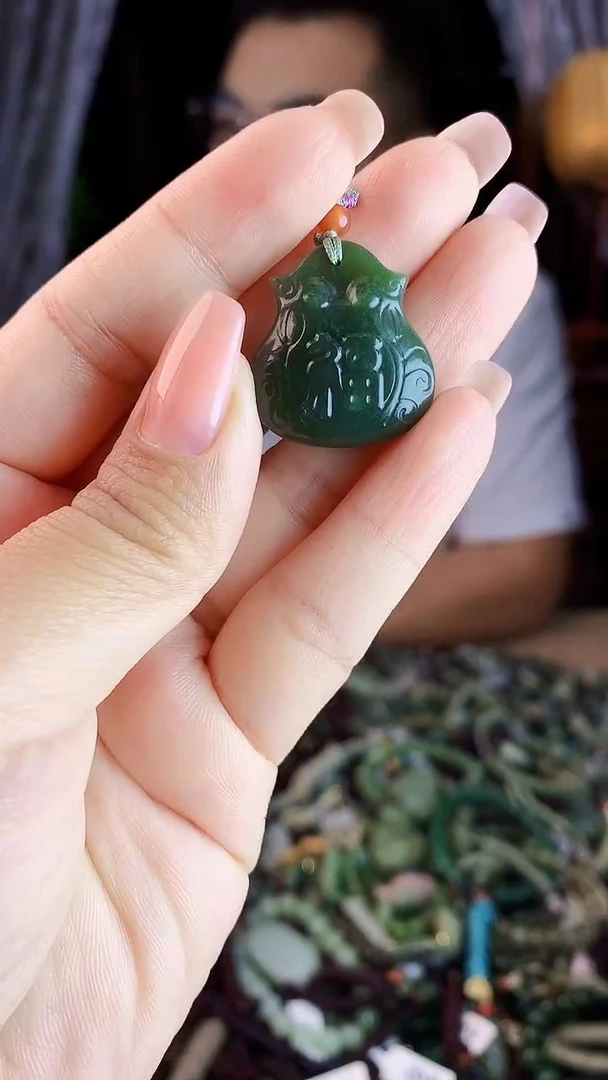 未镶嵌和田玉挂件多样性发货拍一发一