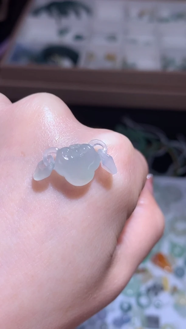 未镶嵌定制翡翠如意锁