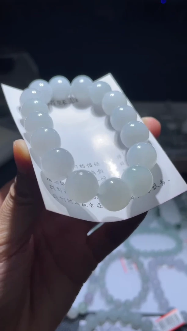 未镶嵌定制翡翠翡翠手串