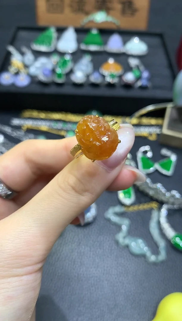 18K金镶嵌戒指翡翠23