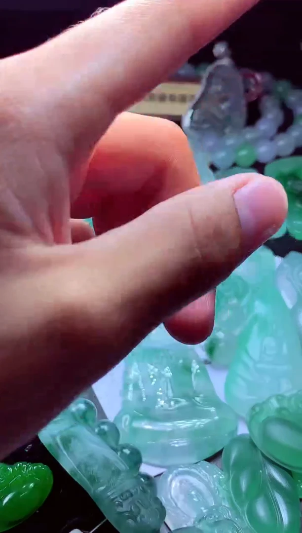 未镶嵌定制翡翠程*#翡翠毛货定制