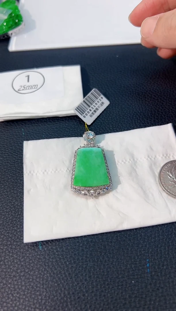 颈饰未镶嵌翡翠 缅料A货/支持复检/一件