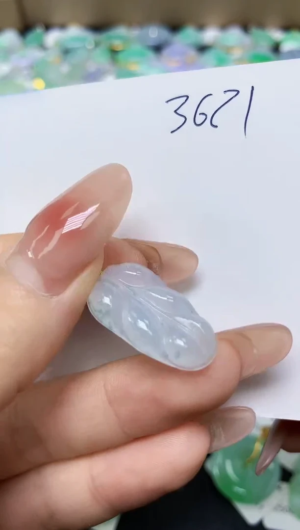 翡翠未镶嵌颈饰 天然缅甸翡翠A货