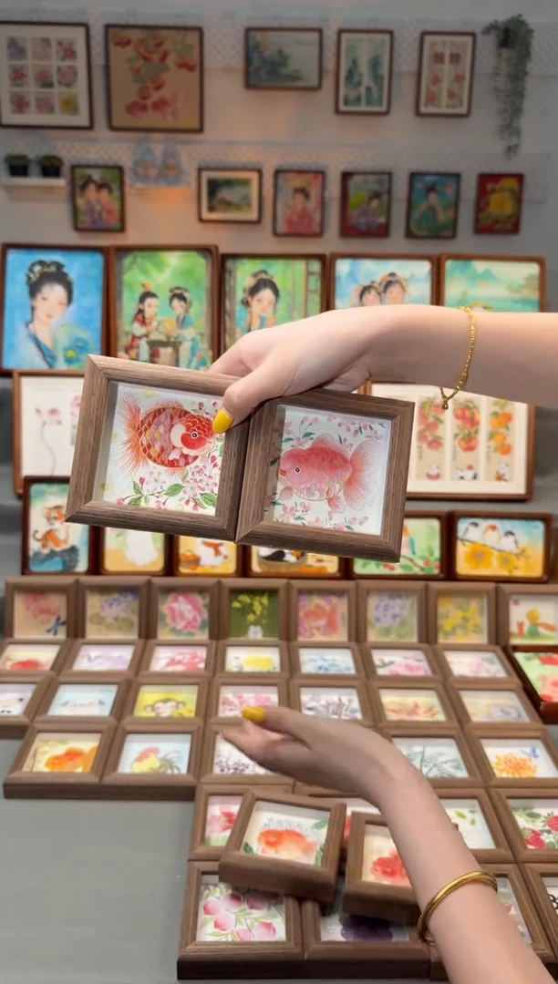 国画金宝小鱼 粉桃花鱼 一组11