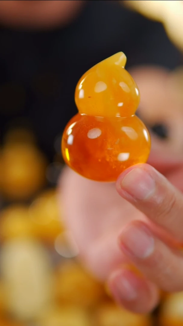 裸石琥珀未镶嵌金沙葫芦40.58