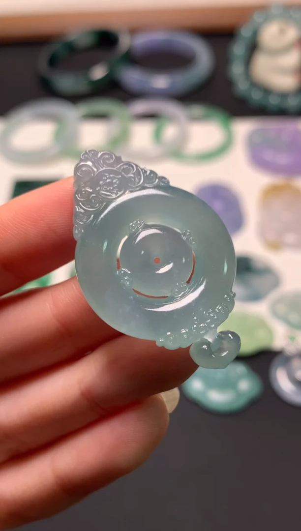 未镶嵌定制翡翠43*26.8*5.9