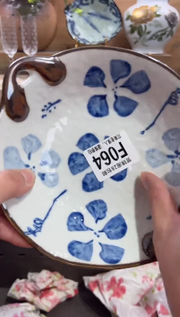 瓷片筑**品       F064