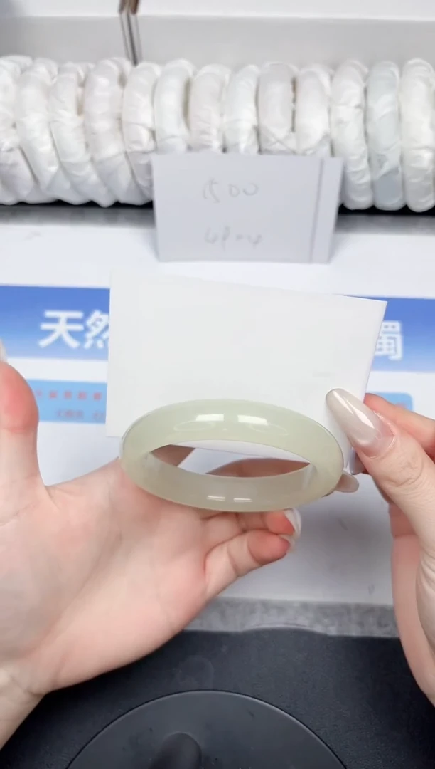 未镶嵌手镯石英质玉49-59