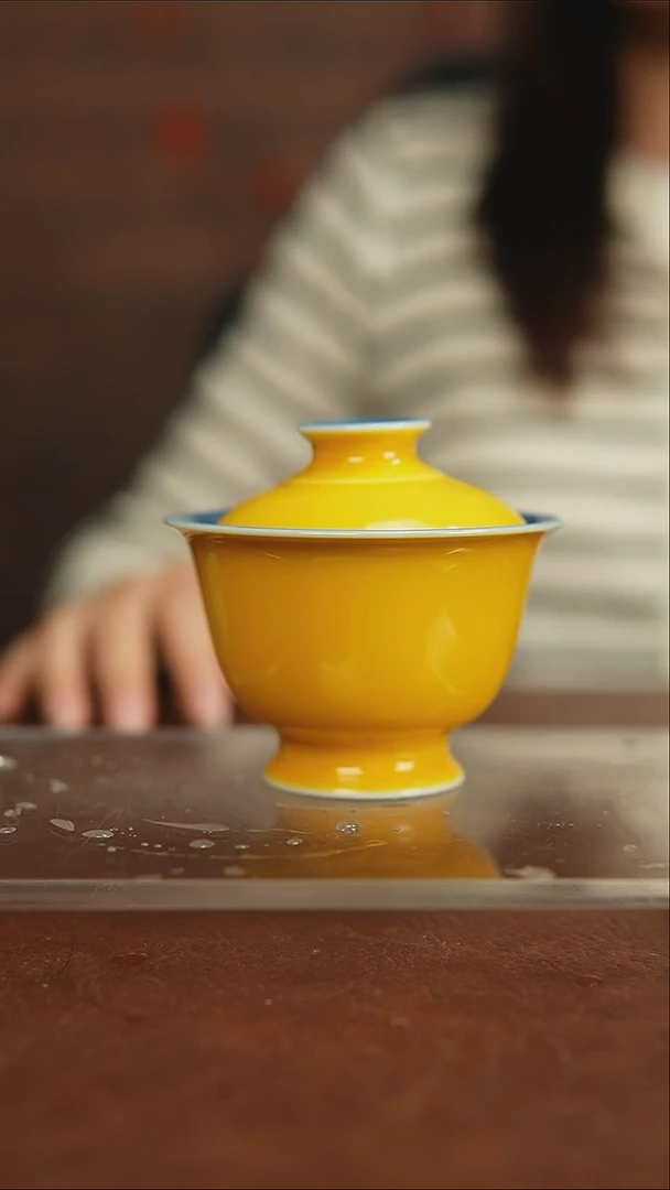 景瓷御器微瑕盖碗