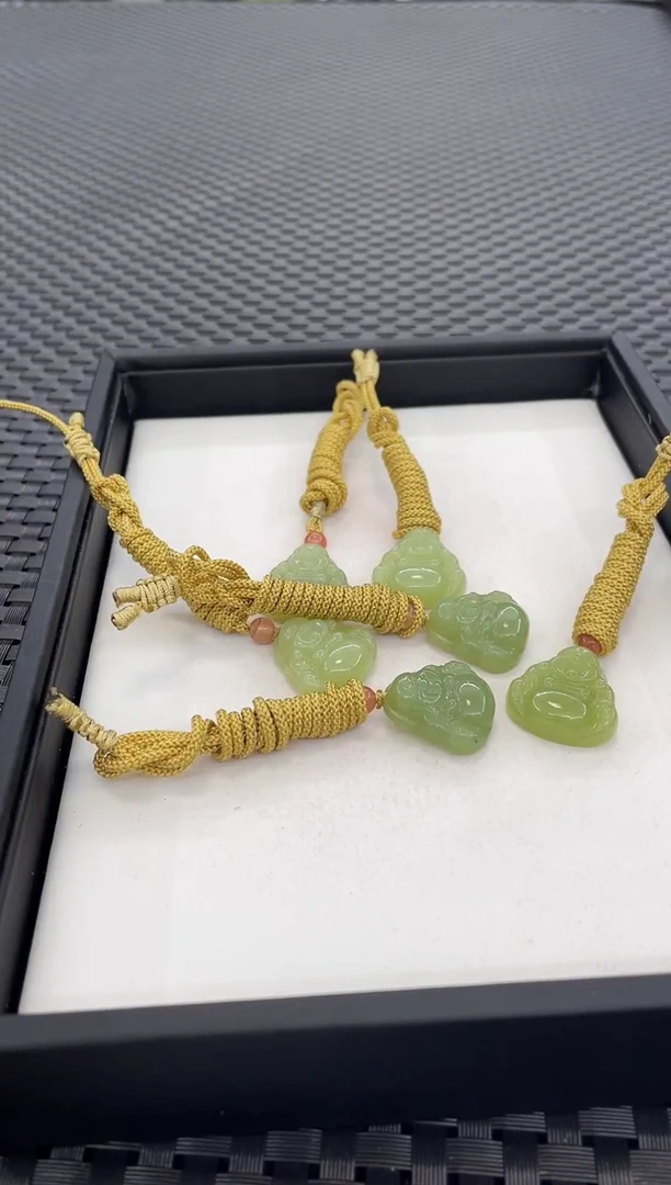 颈饰未镶嵌和田玉佛公微矿点（多样性发一件）PP171