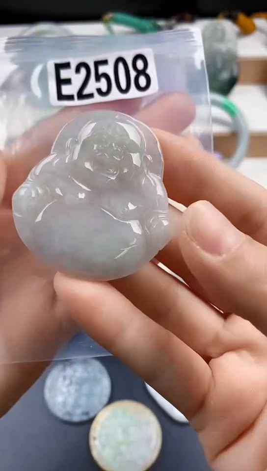 颈饰未镶嵌翡翠天然翡翠吊坠挂件