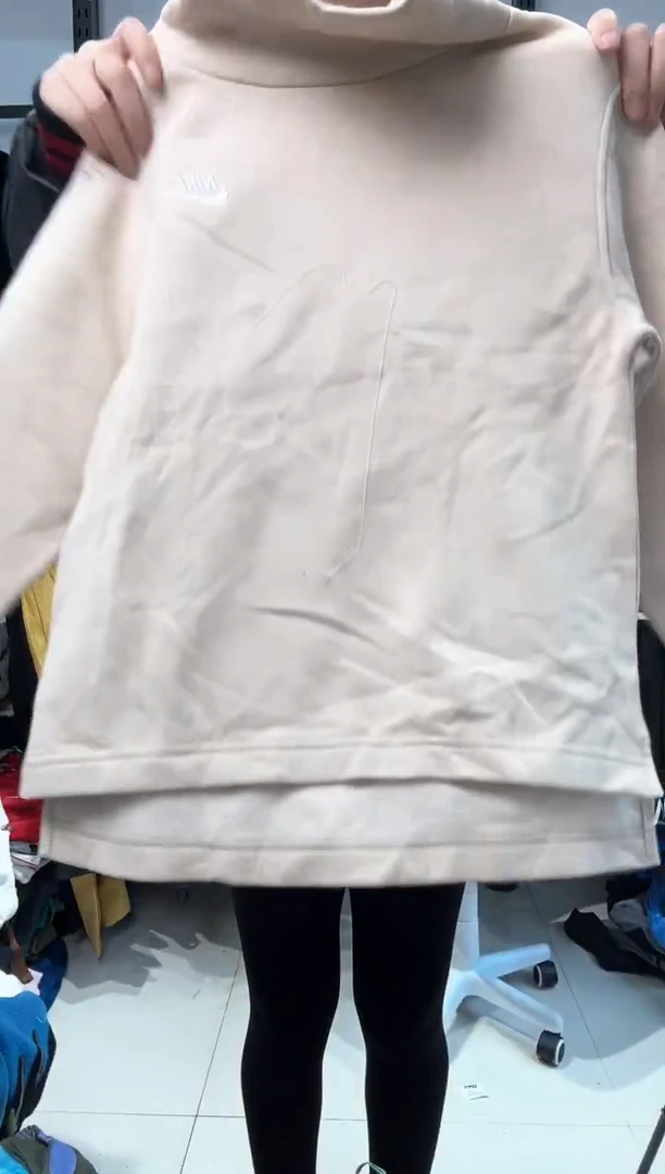 2011  编码  瑕疵直播间过款为准 尺码M