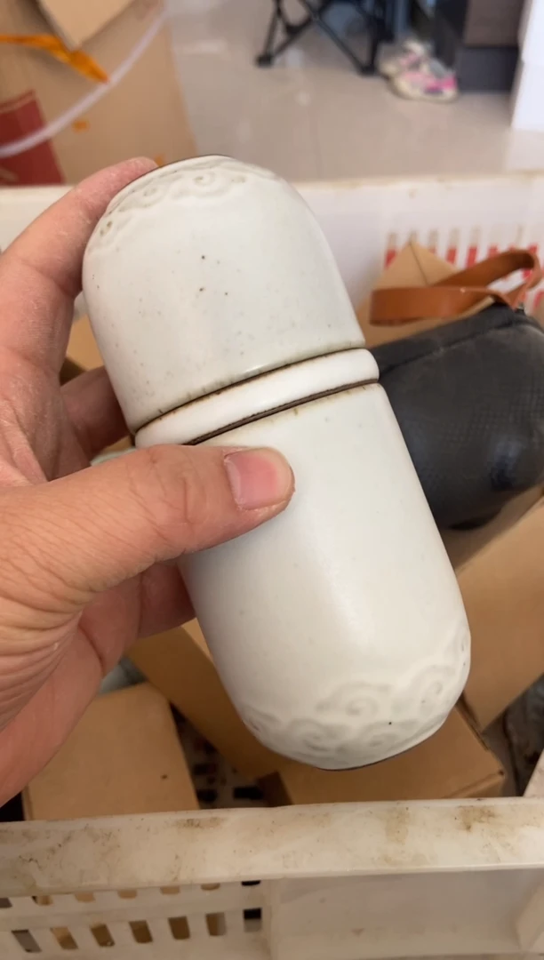 杯子瓷无运费险有瑕疵的摄影的产品有使用过的痕迹有点脏介意勿拍