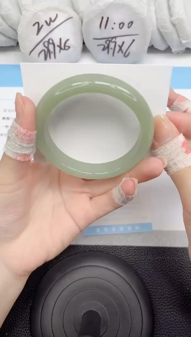 石英质玉手镯未镶嵌370-58.9