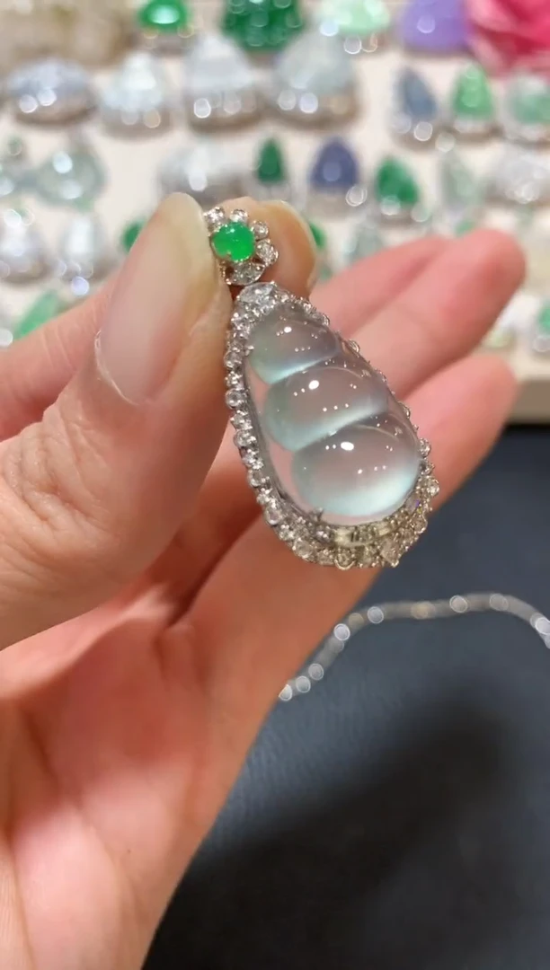 吊坠(不含链)18K金镶嵌翡翠n141