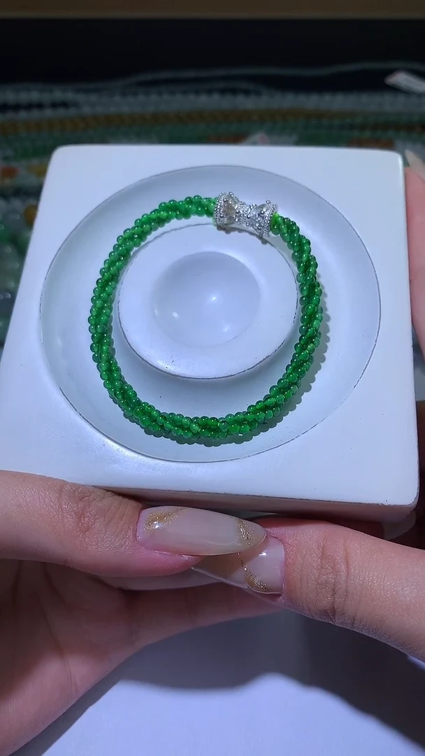 颈饰未镶嵌翡翠ZX031925