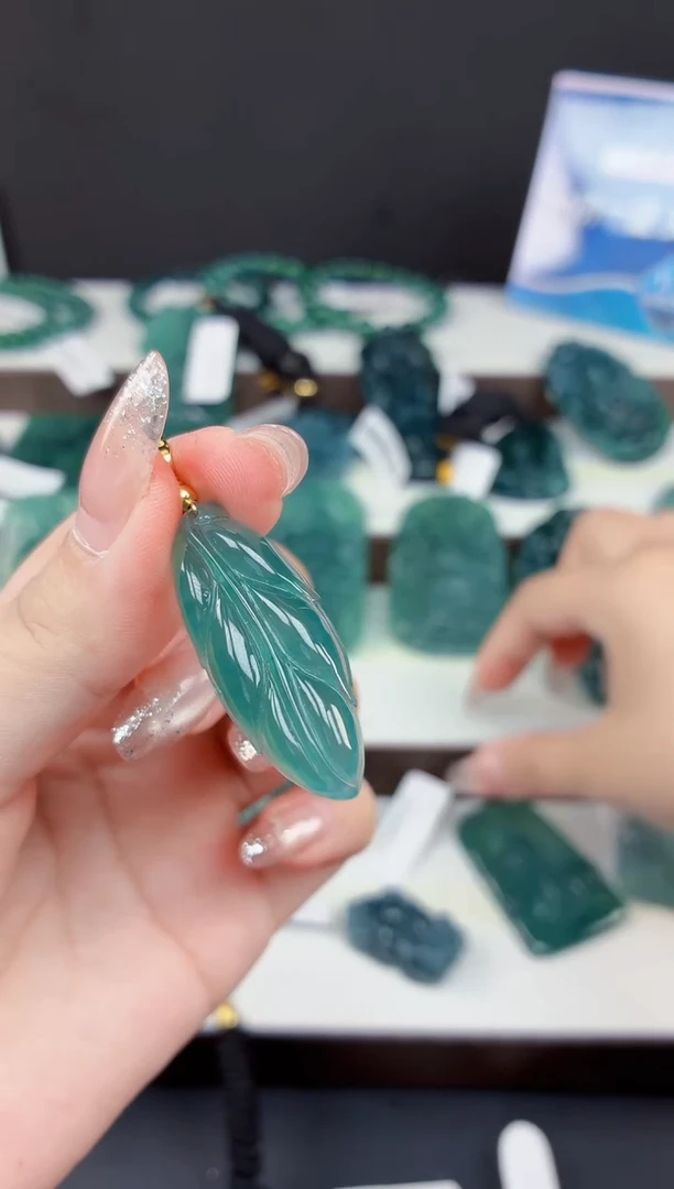 颈饰未镶嵌翡翠DLZ25111707