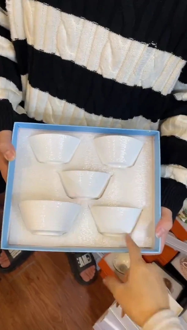 杯鸿辉家品牌瓷器，京东包邮！