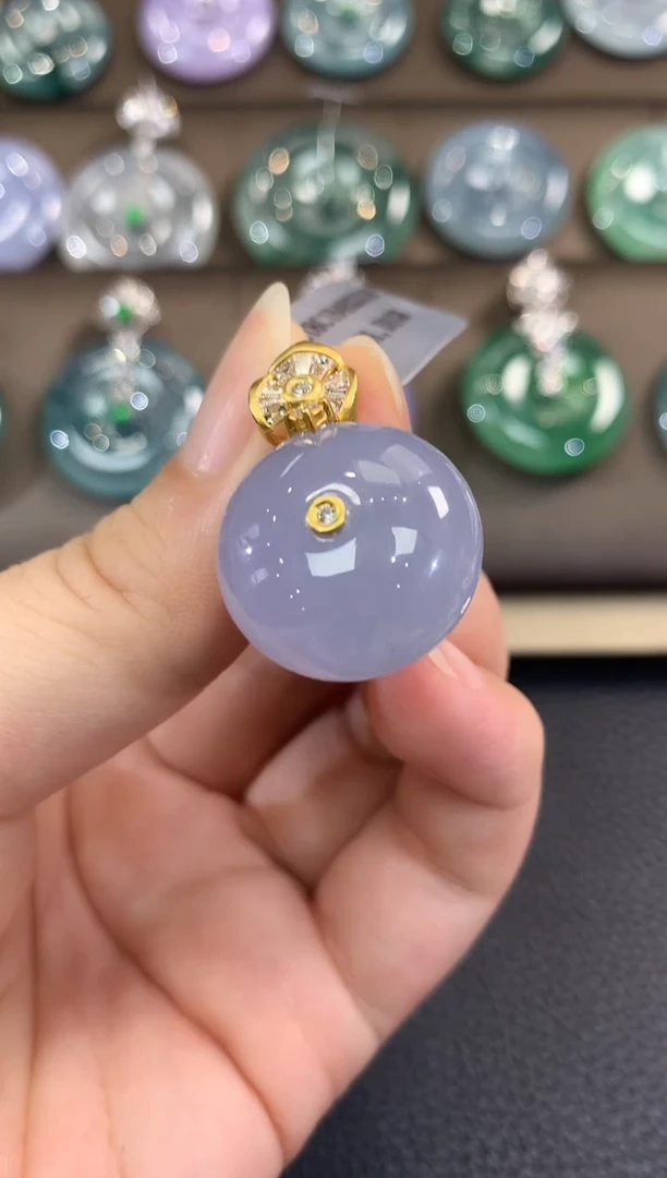 翡翠18K金镶嵌吊坠(不含链)春日珠宝 B34多样性一件发紫货有色差