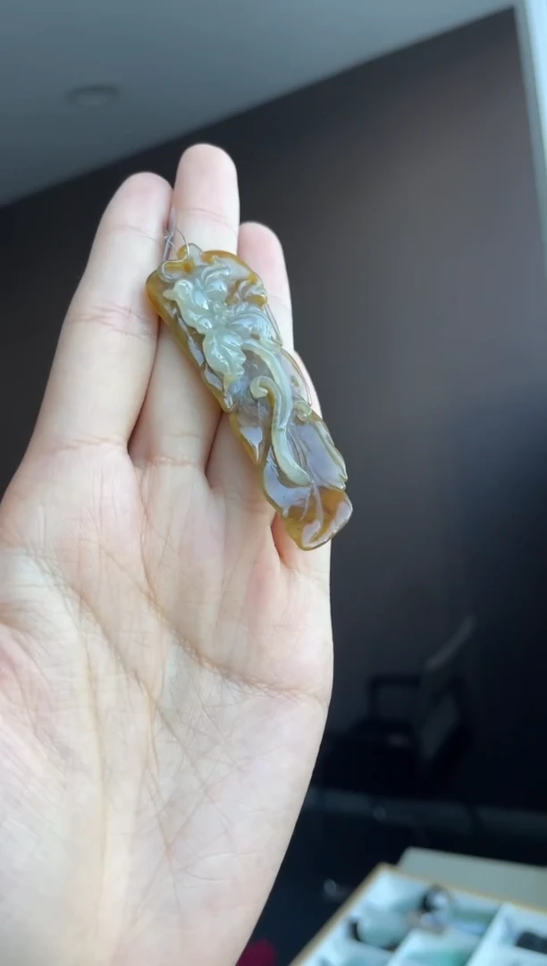 吊坠(不含链)未镶嵌翡翠天然缅甸A货翡翠