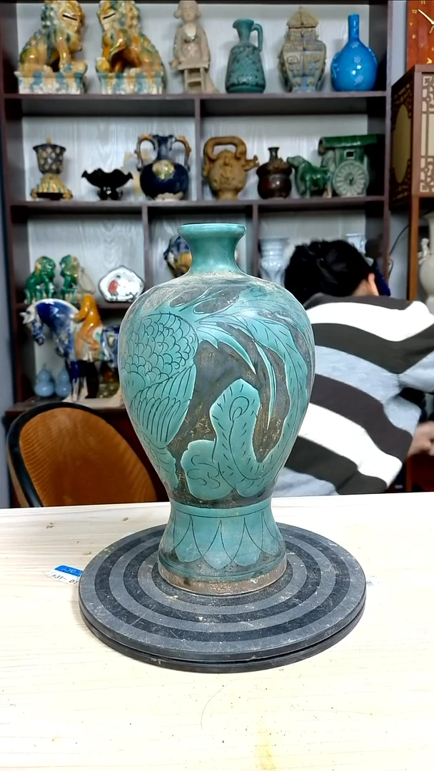 经典精美复古风格瓷器