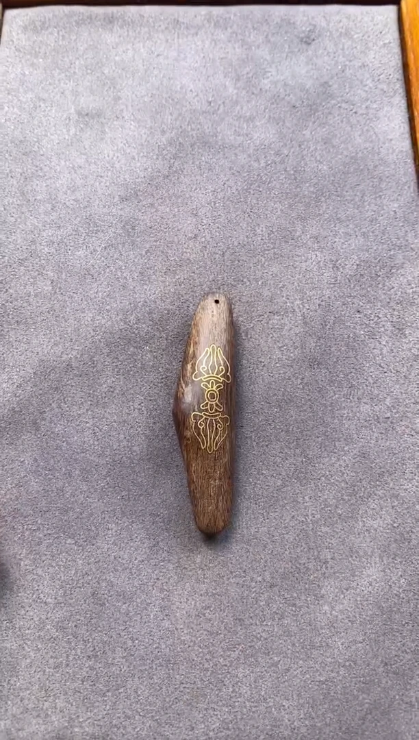 【闪购商品】沉香吊坠文莱随型天然野