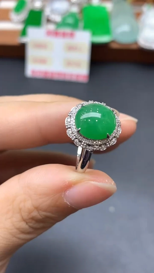 18K金镶嵌戒指翡翠671-中国好珍宝