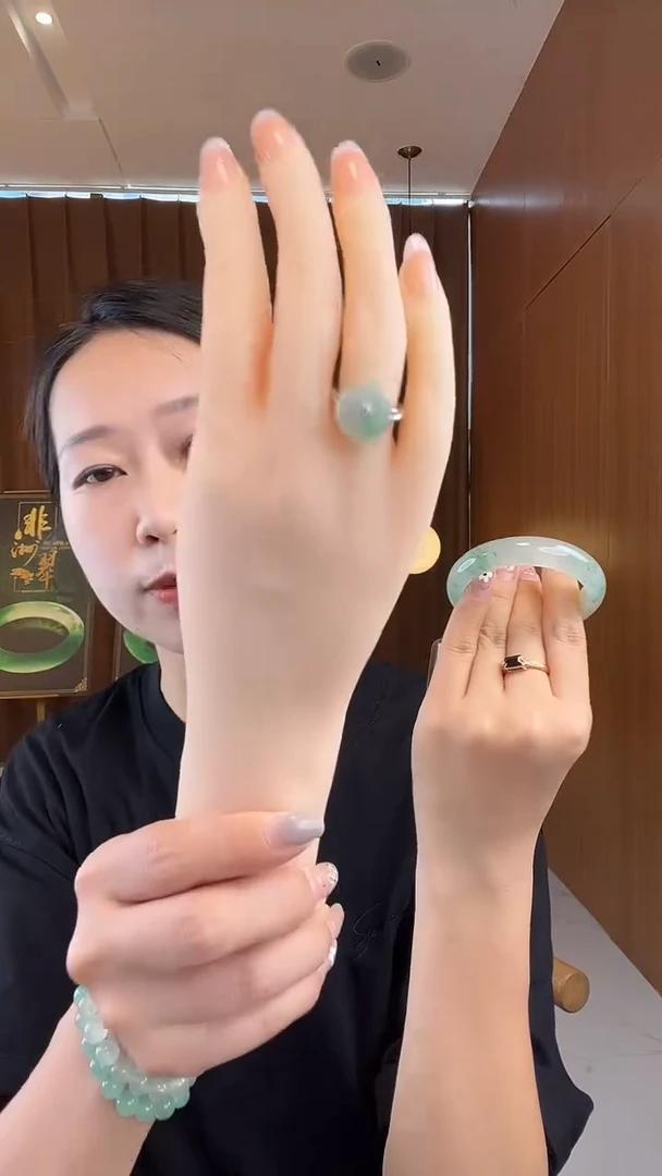 石英质玉合金戒指非洲翠