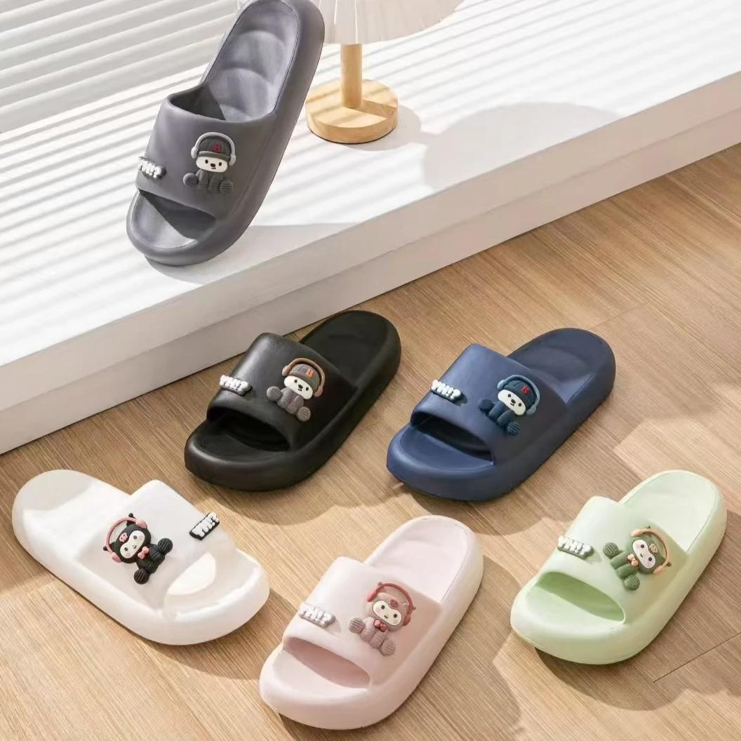 平跟居家卡通风夏季男女拖鞋一字拖凉拖网红情侣软底外穿厚底浴室