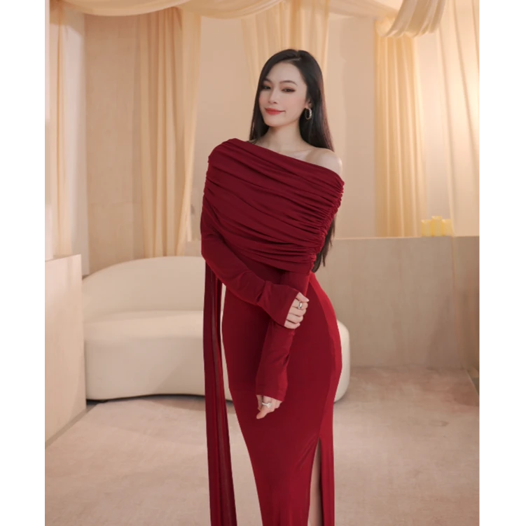 郭甜心【双旦西野红】可一字肩可斜肩气质中式美开叉连衣裙