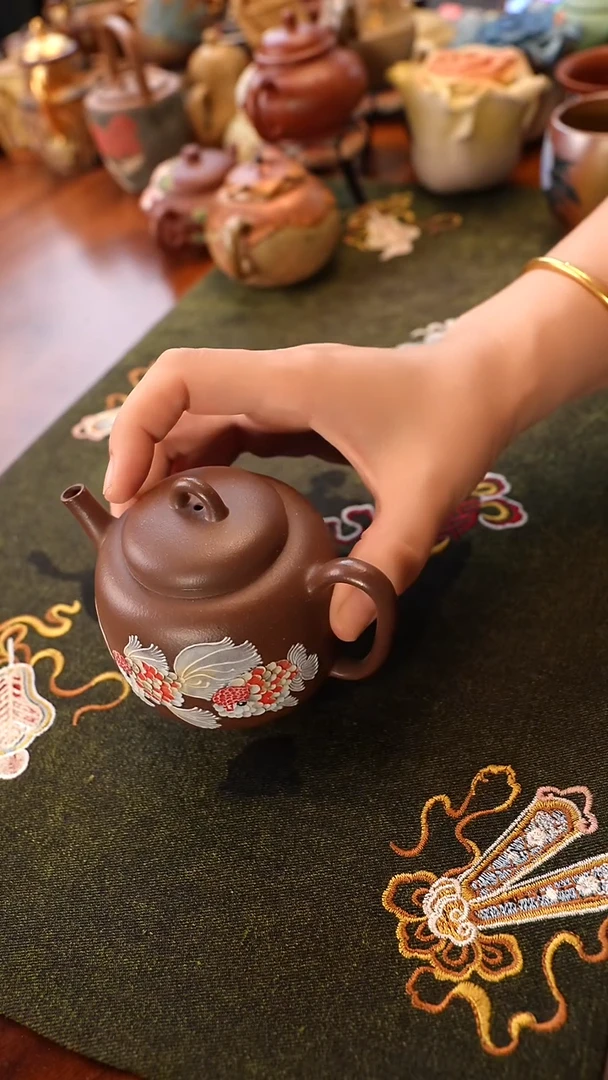 紫砂茶宠天青泥 鸿运当头