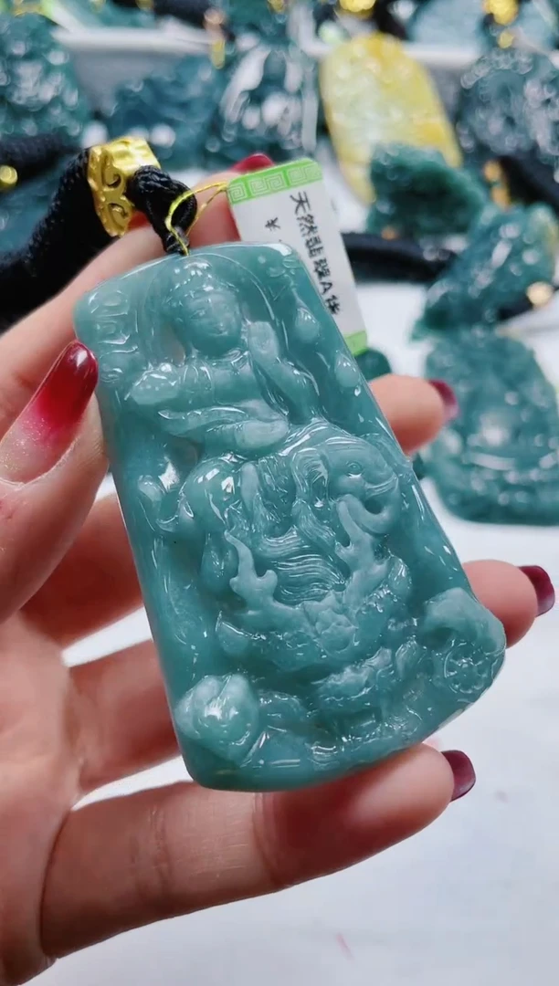 【闪购商品】翡翠颈饰未镶嵌