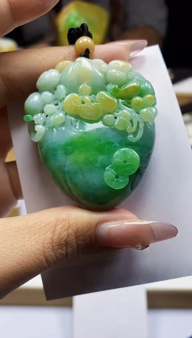 定制翡翠未镶嵌翡翠A货