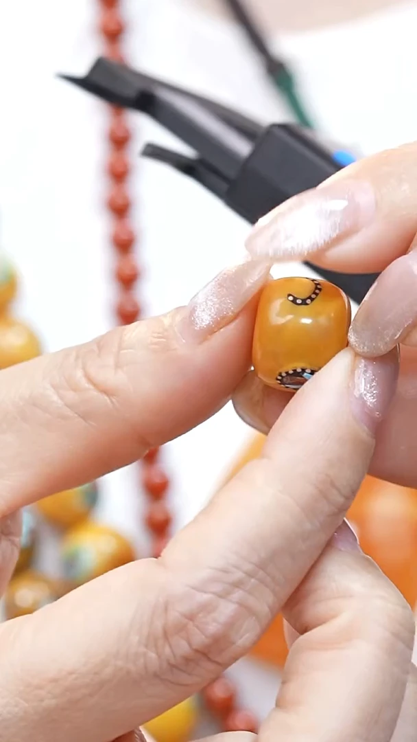 未镶嵌颈饰琥珀1138天然蜜蜡珠宝奇石全部保真