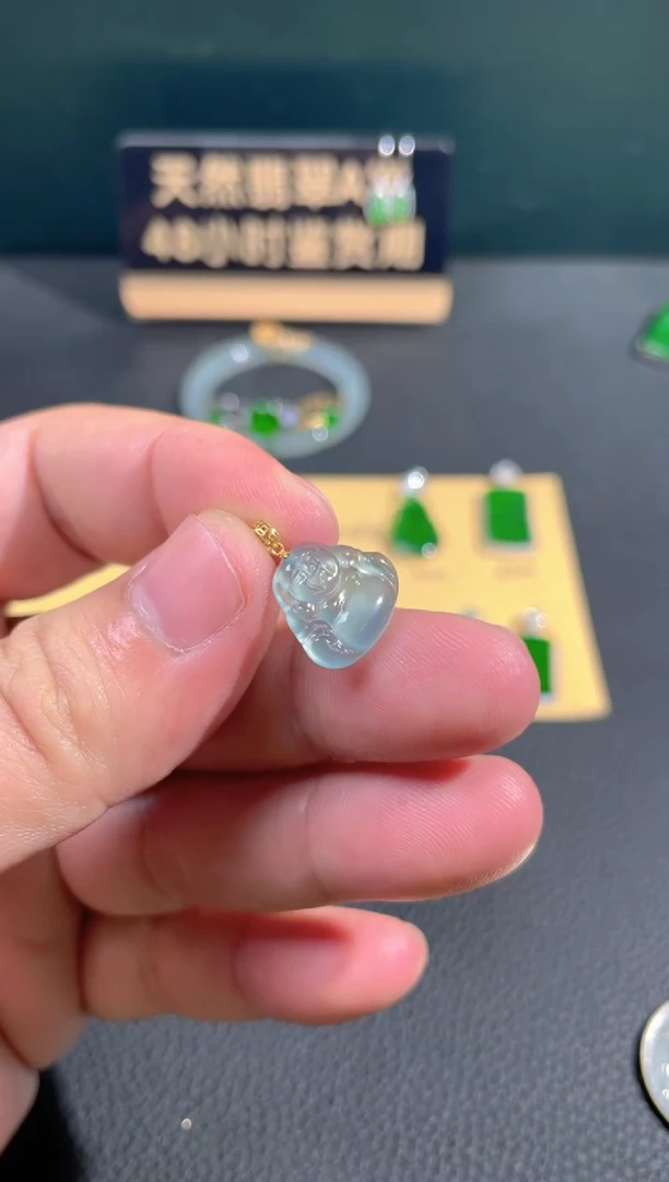 【闪购商品】翡翠颈饰18K金镶嵌翡翠