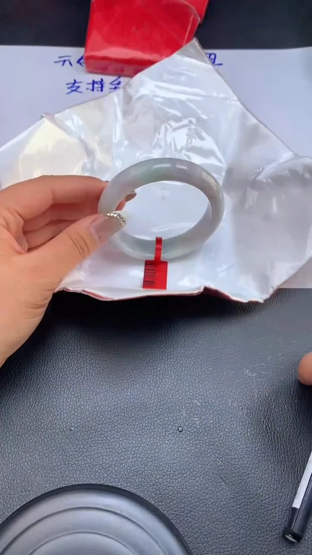 【闪购商品】翡翠手镯未镶嵌天然缅甸A货翡翠手镯