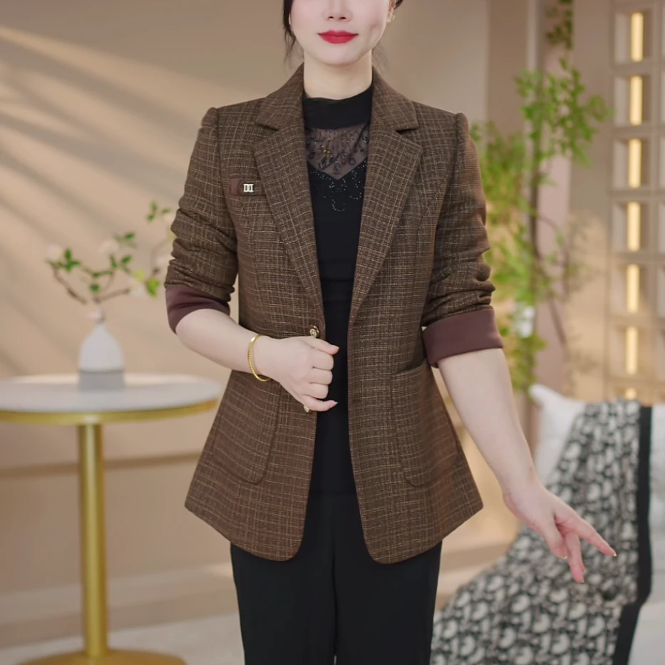 格子西装外套女2025年秋装新款洋气时尚中年妈妈上衣休闲小西服
