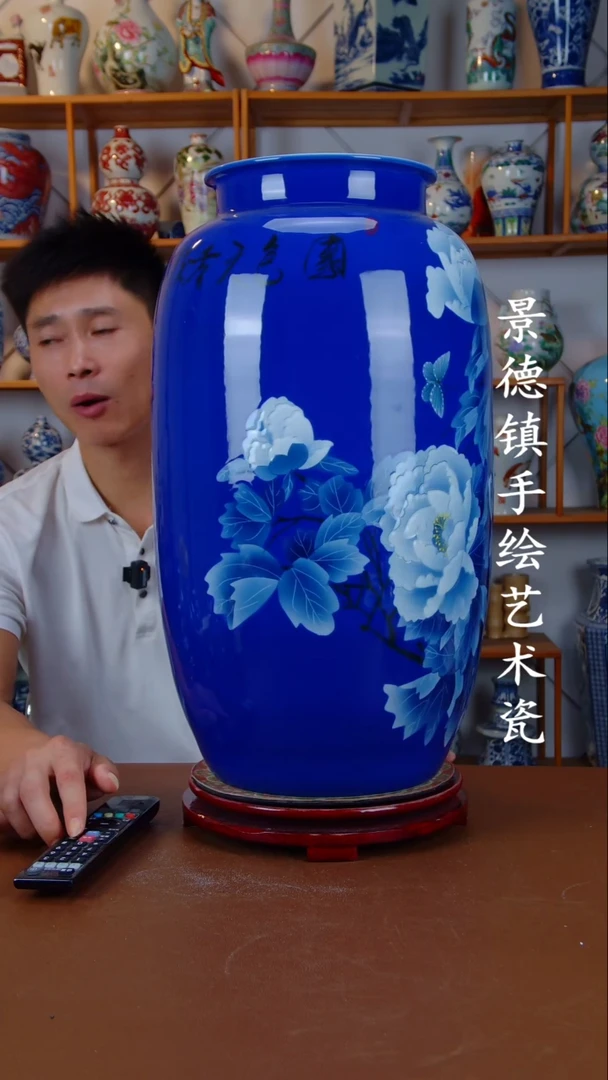 现代景德镇手工手绘陶瓷摆件64