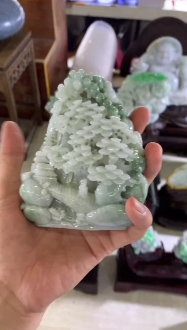 翡翠把件未镶嵌翡翠摆件