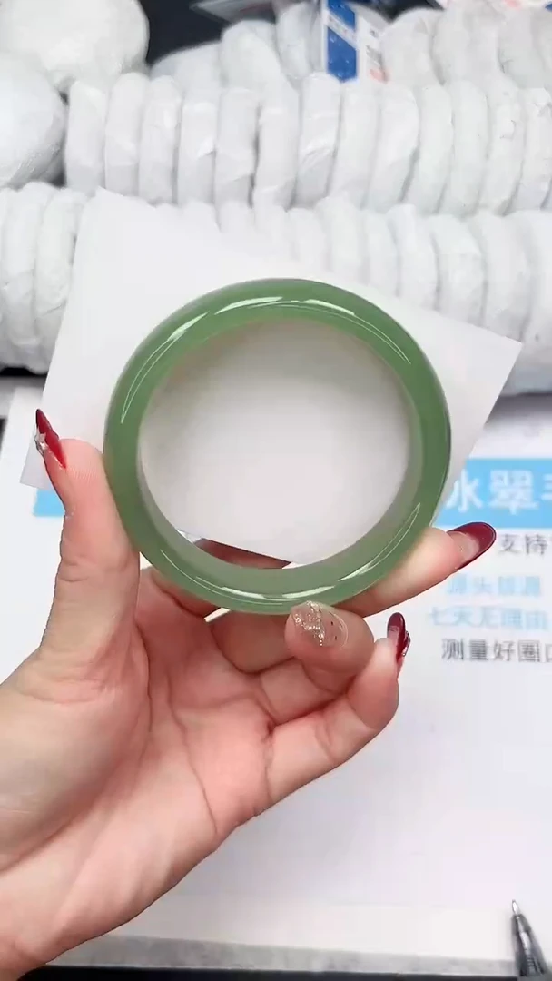 未镶嵌手镯石英质玉60-56..3BQ