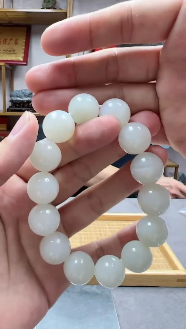 手链未镶嵌和田玉16山流水